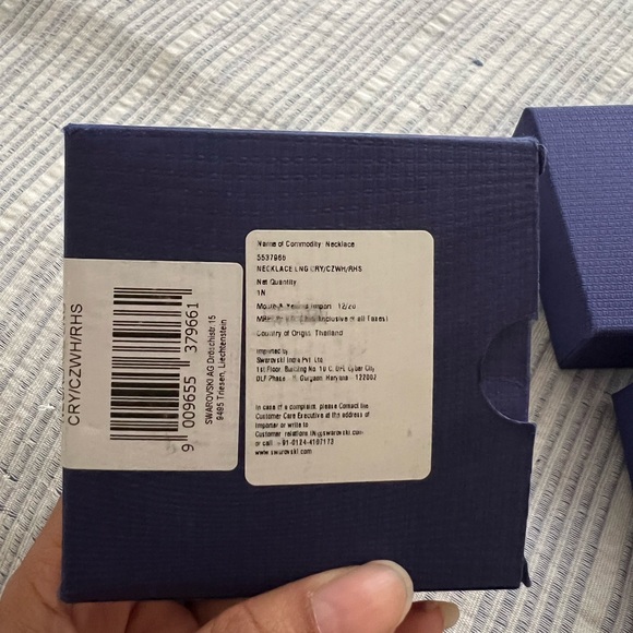 Swarovski infinity necklace - Picture 6 of 6